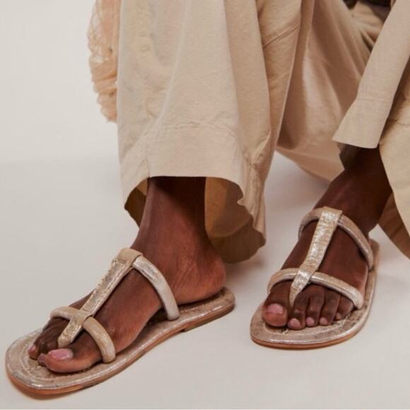 Free People Hadden Sandals in Champagne Metallic Size 11 - Picture 1 of 16